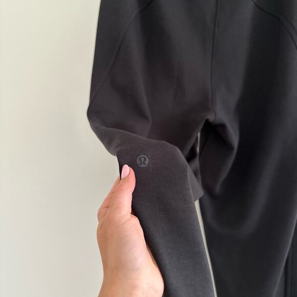 Lululemon City Sleek Sweatpant *28" - Black 8 - Picture 6 of 7